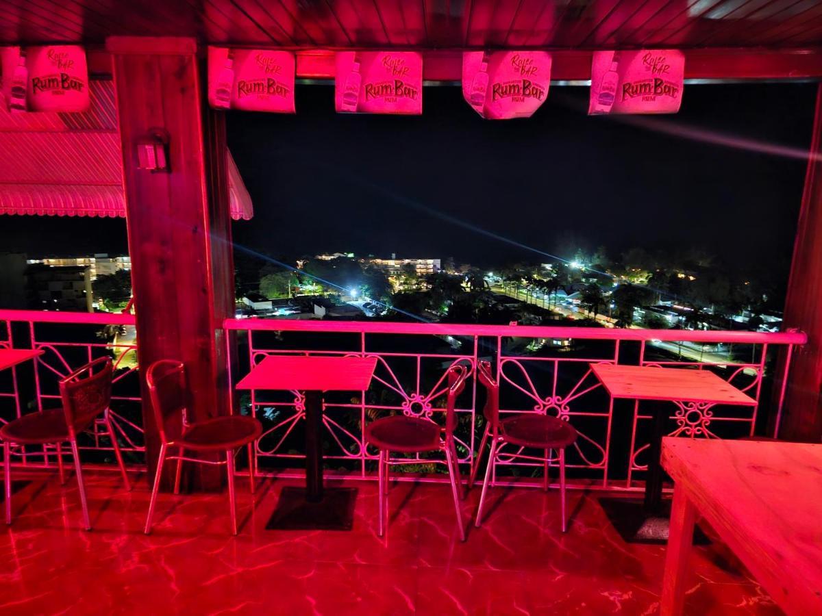 Big Apple Hotel Montego Bay Exterior photo
